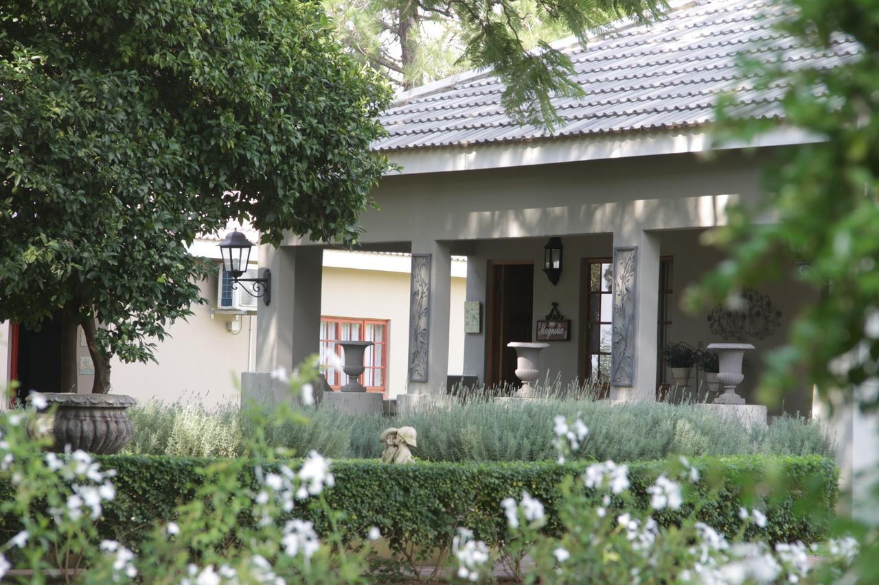 Farmhouse Lodge ニューカッスル エクステリア 写真